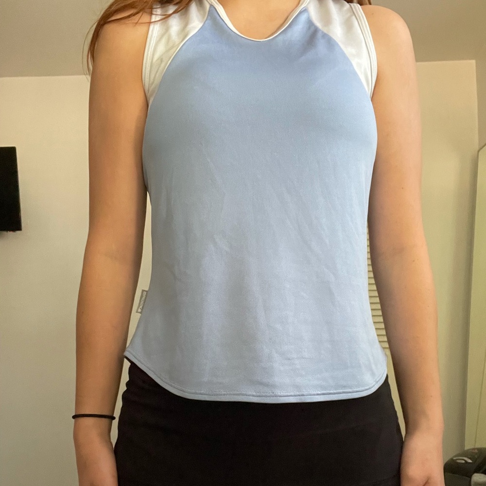 workout top - Picture 3 of 5